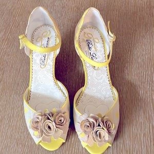 Poetic Licence wedge heel 9M